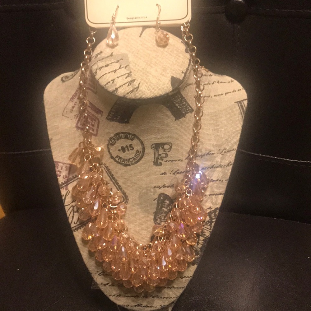 Necklace set